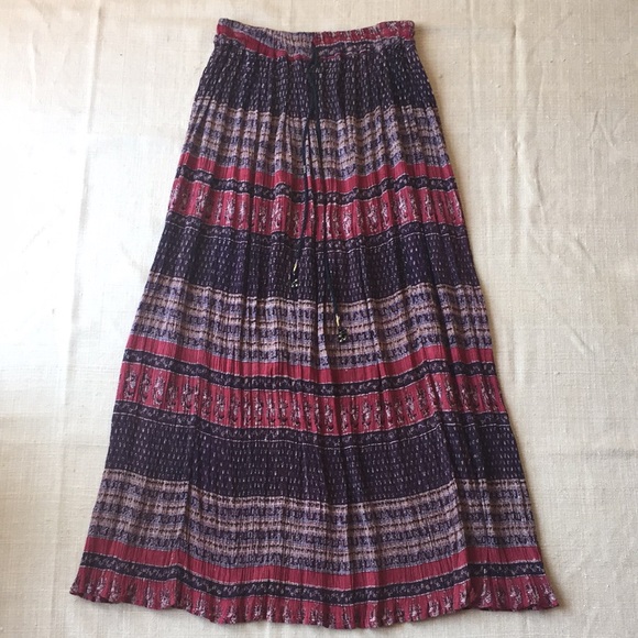 Dresses & Skirts - Bohemian Wrinkled Long Skirt